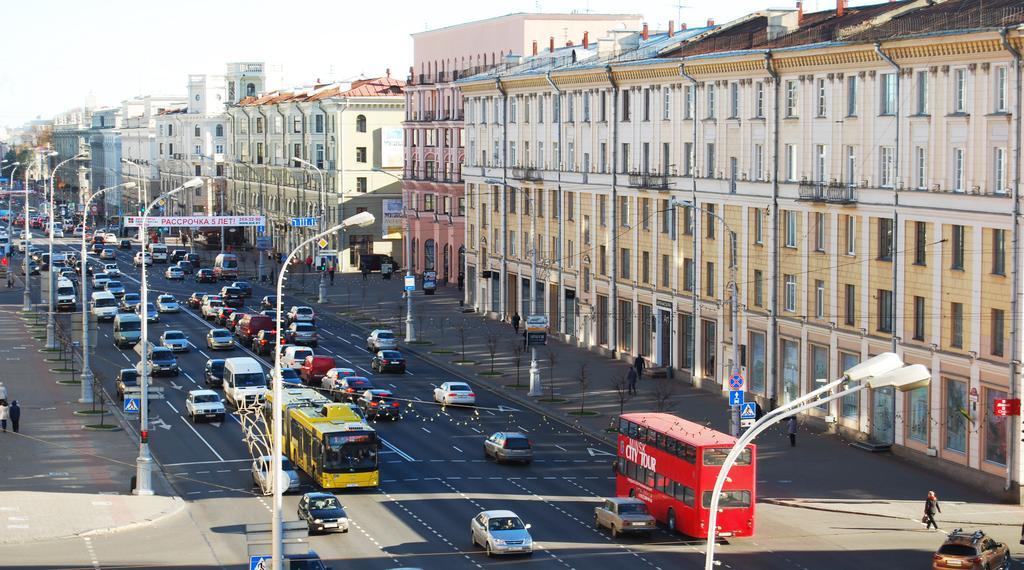 Hotel Minsk Exterior photo